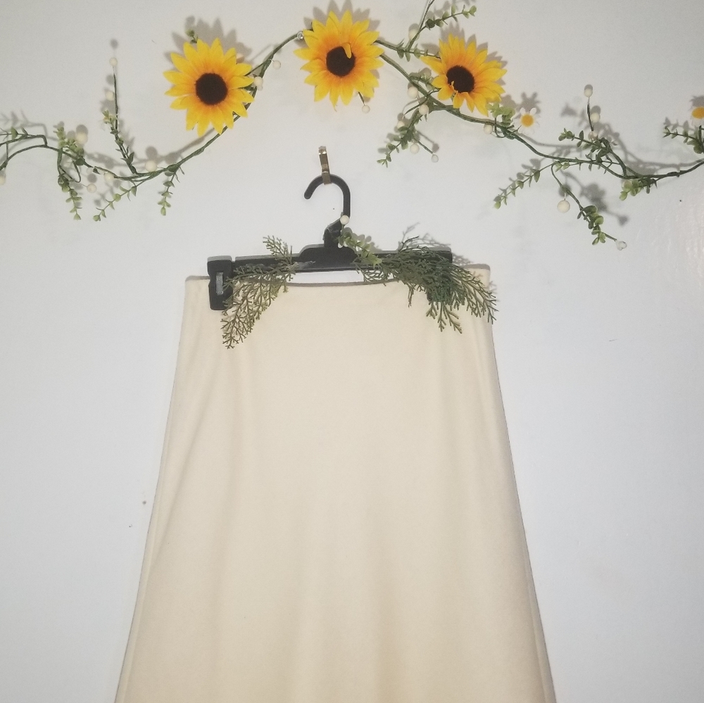 J.Crew cream 100% wool skirt size 6